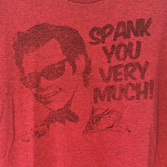 Ace Ventura Spank You Very Much! Two-Tone Red Graphic Print T-Shirt. - Picture 2 of 9